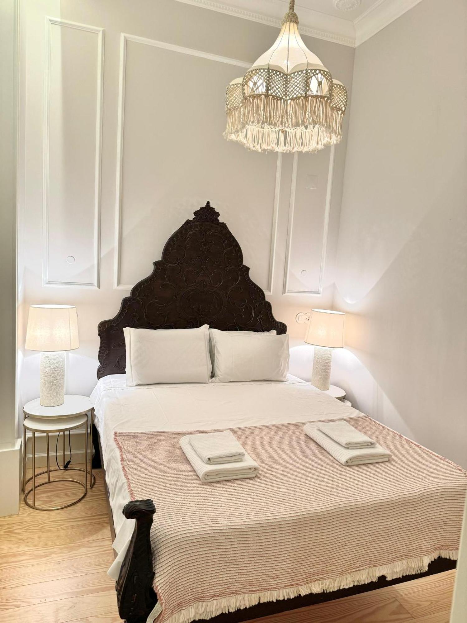 Quarto Com Banheiro Privativo Na Baixa Lissabon Buitenkant foto