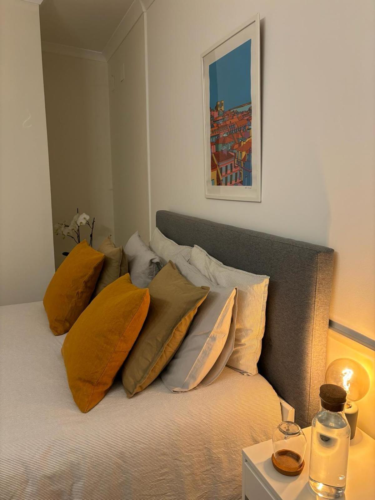 Quarto Com Banheiro Privativo Na Baixa Lissabon Buitenkant foto